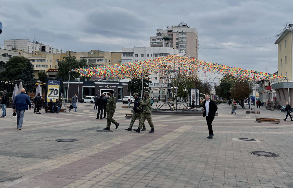 Una calle peatonal en el centro de Bélgorod, cerca del mercado. (Valerie Hopkins/The New York Times)
