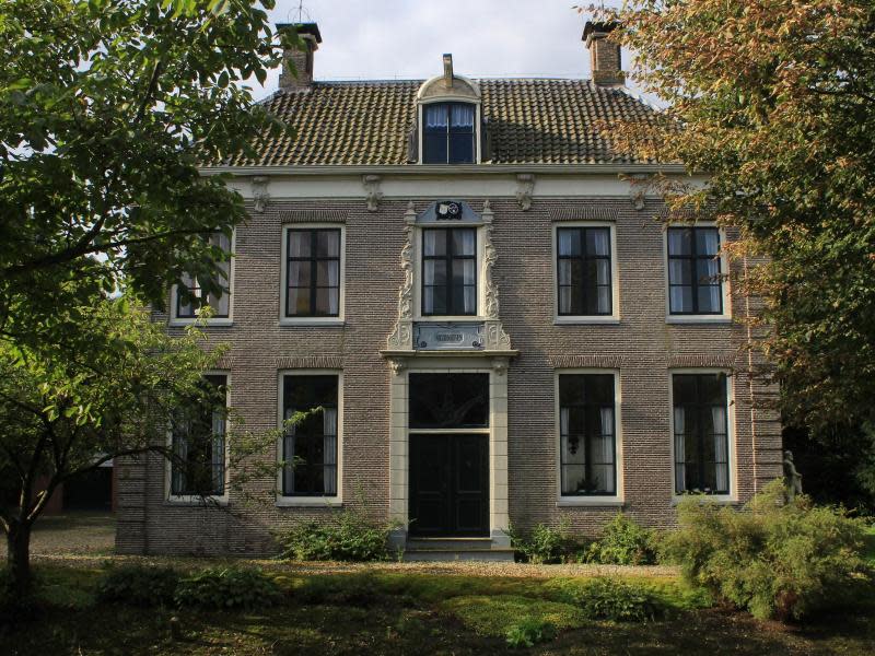 In der Region Beemsterpolder stehen einige stattliche Herrenhäuser - wie zum Beispiel Rustenhoeven am Volgerweg, das 1768 gebaut wurde. Foto: Bernd F. Meier