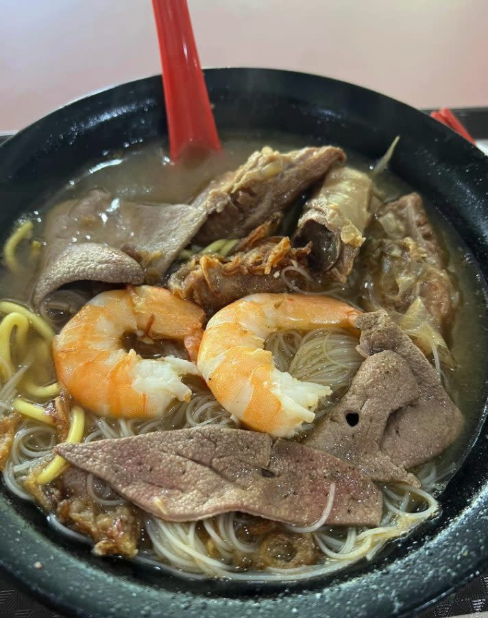 Amoy Street Boon Kee Prawn Noodle 2