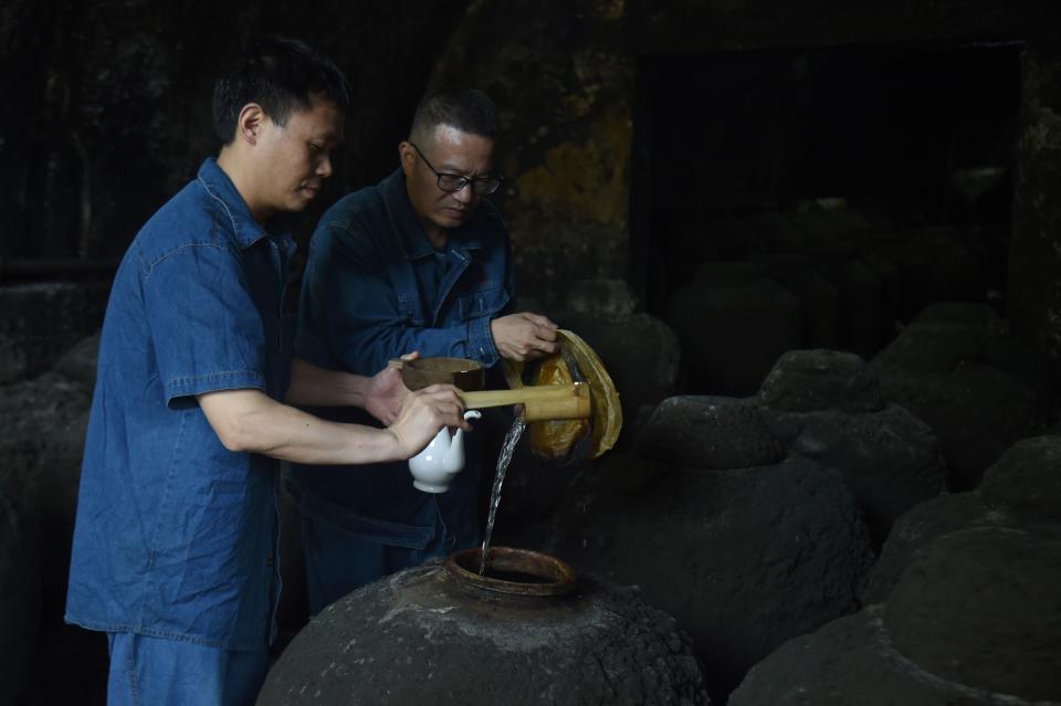 Sichuan alone produces half of all the baijiu in China, and the metaphorical buckle of the “baijiu belt” is its capital Chengdu.