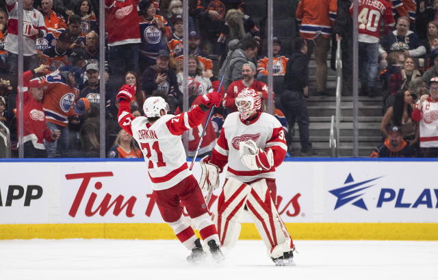 Shootout: Jets vs Red Wings 