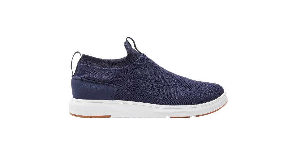 Men's Walking Shoes Slip On Knit - Blue. (Photo: Decathlon SG)