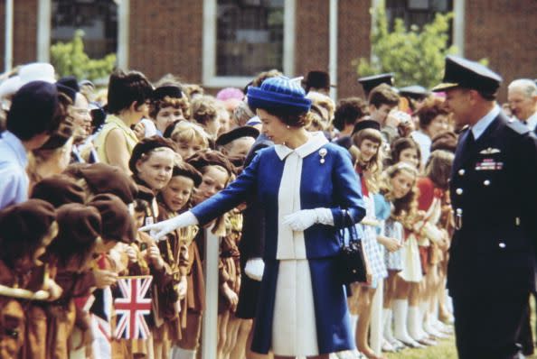 elizabeth meets brownies