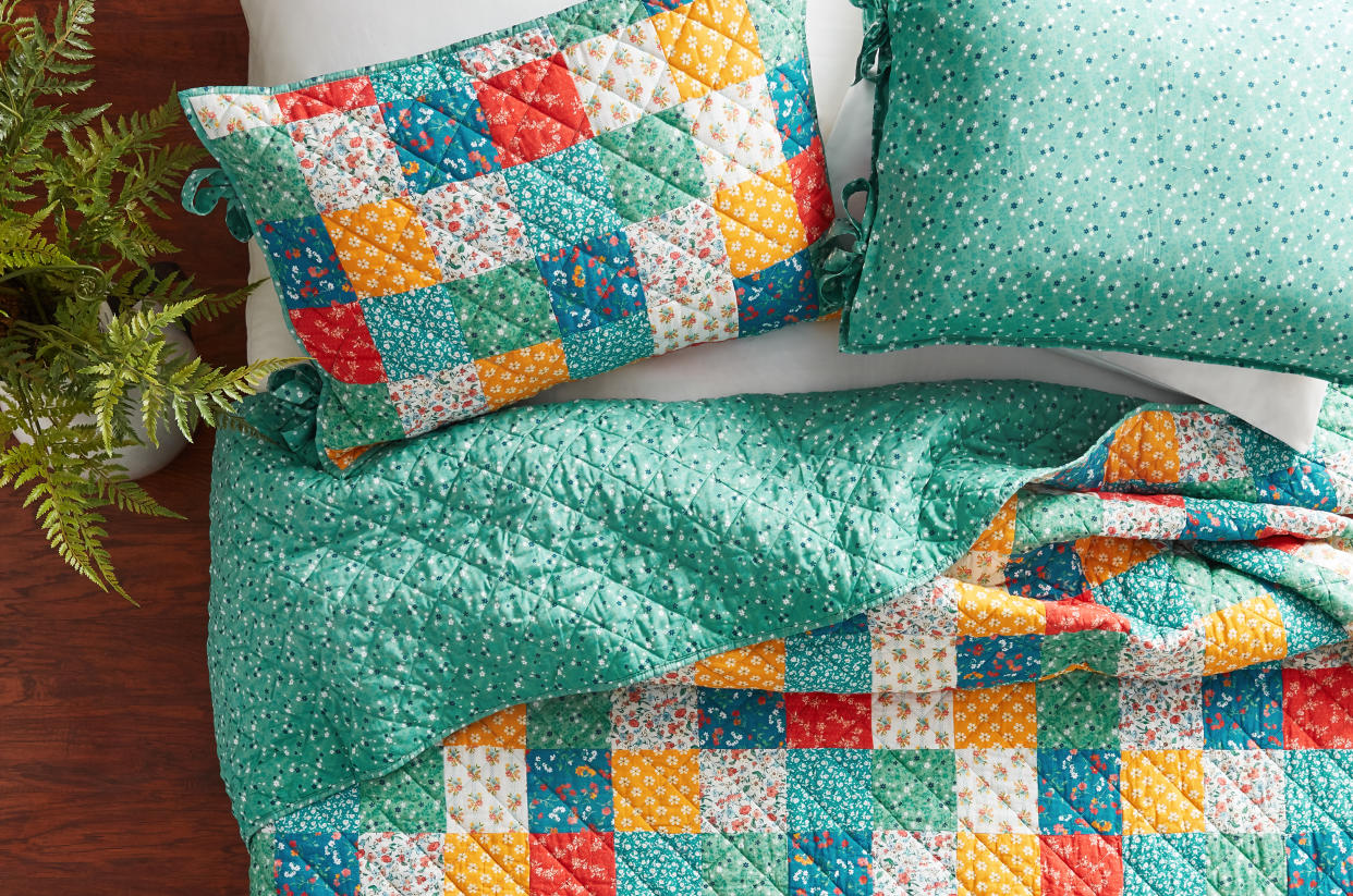 This quilt goes with practically everything. (Photo: Walmart)