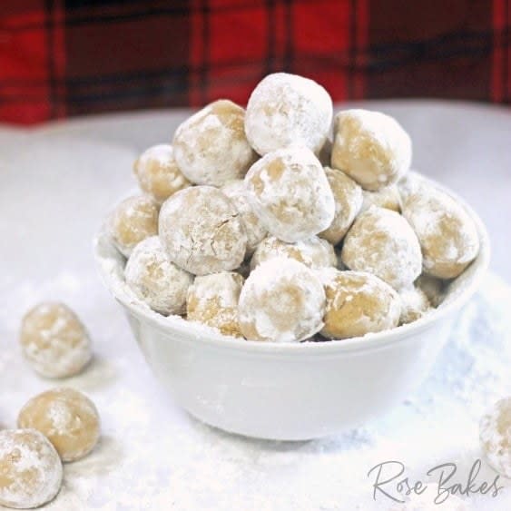 Peanut Butter Snowballs