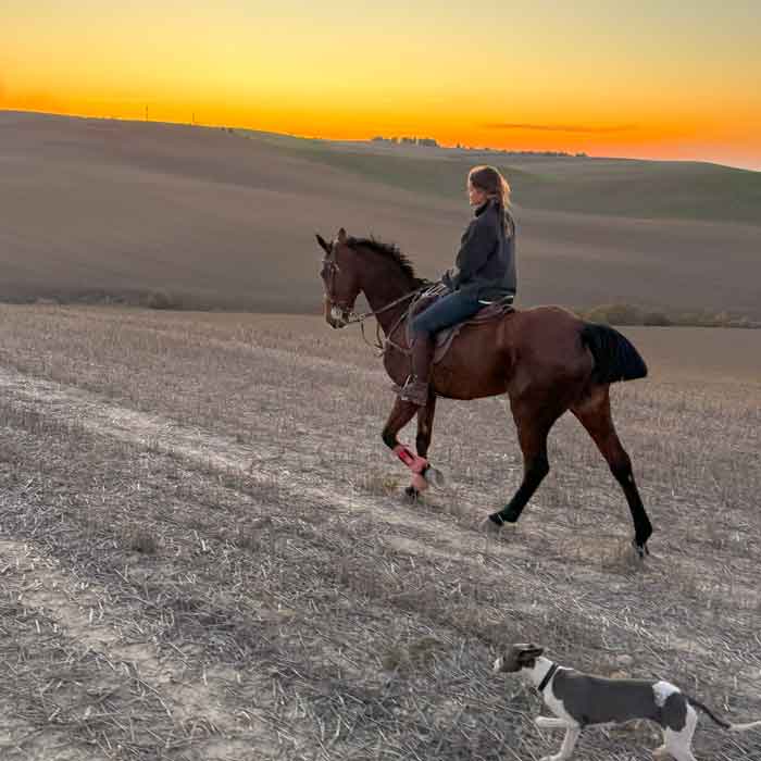 Lucía es una apasionada de los caballos y de la naturaleza