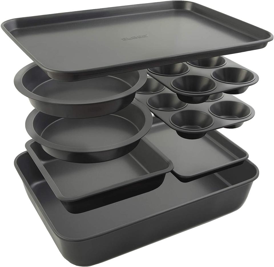 Best for Storage: Elbee Home Baking Pan Set