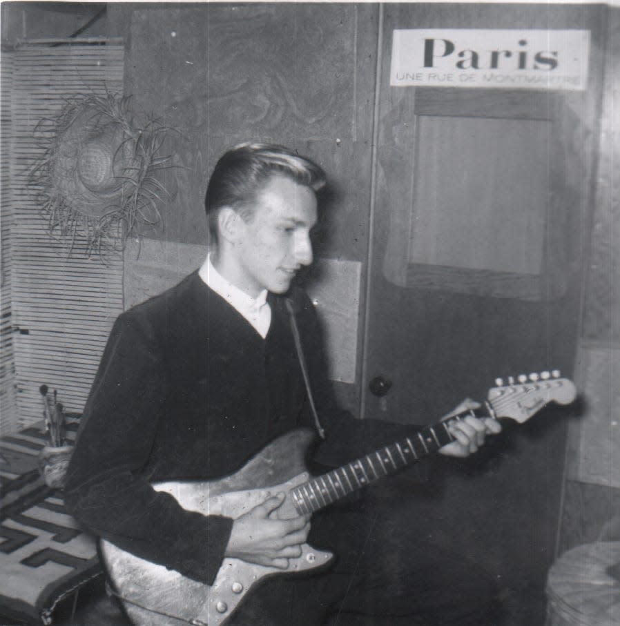 Rick Anderson of the Tubes playing guitar in the '60s