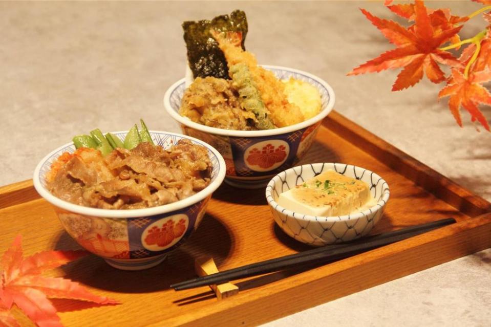 「金牛燒肉雙饗丼」增加了胡麻豆腐更添獨特風味，單點售價369元。圖／業者提供