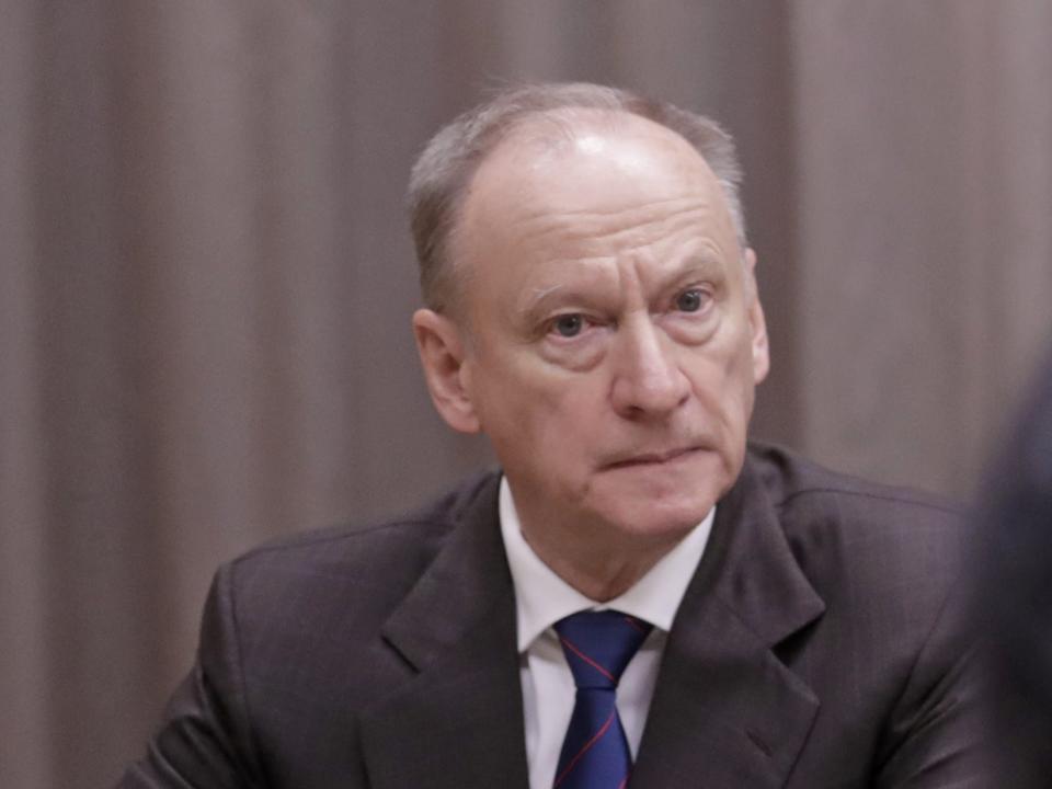 Russian Security Council Secretary Nikolai Patrushev and Russia&#39;s President Vladimir Putin during a meeting with the Secretary-General of the Japanese National Security Council.