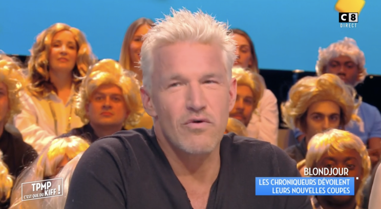 <p>Magnifique ! Benjamin Castaldi, en plus d’être celui à qui la coloration va le mieux, est allé jusqu’à se colorer vraiment les cheveux. Chapeau !</p>