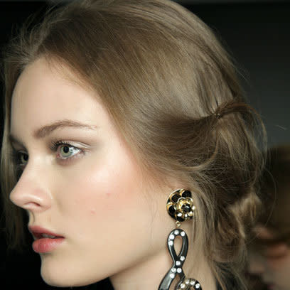 Dolce & Gabbana AW11/12: Glamorous Updos Hair Trend