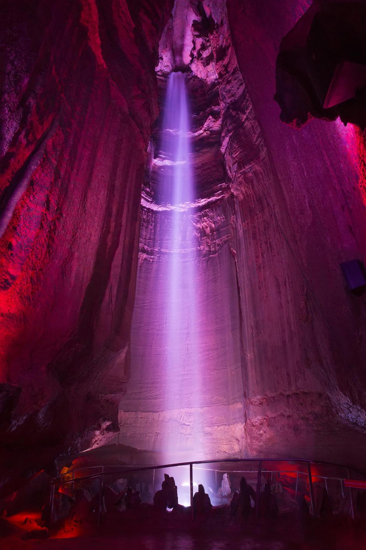 Ruby Falls, Tennessee