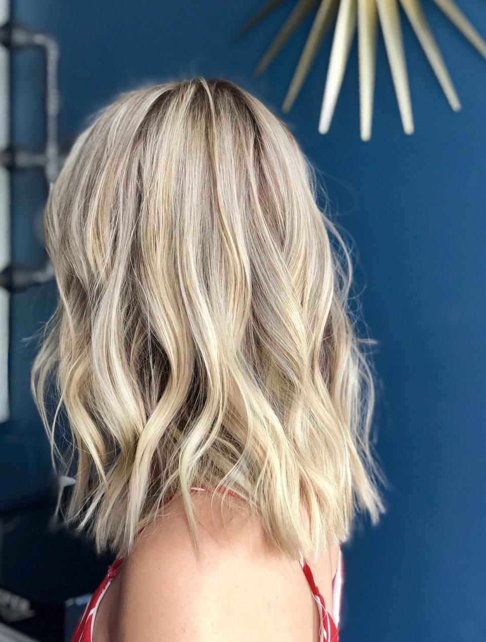 <h1 class="title">medium buttercream blonde</h1><cite class="credit">Lauren Grummel </cite>