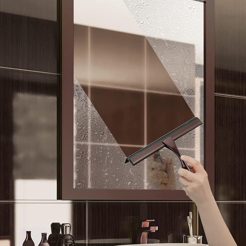 shower squeegee