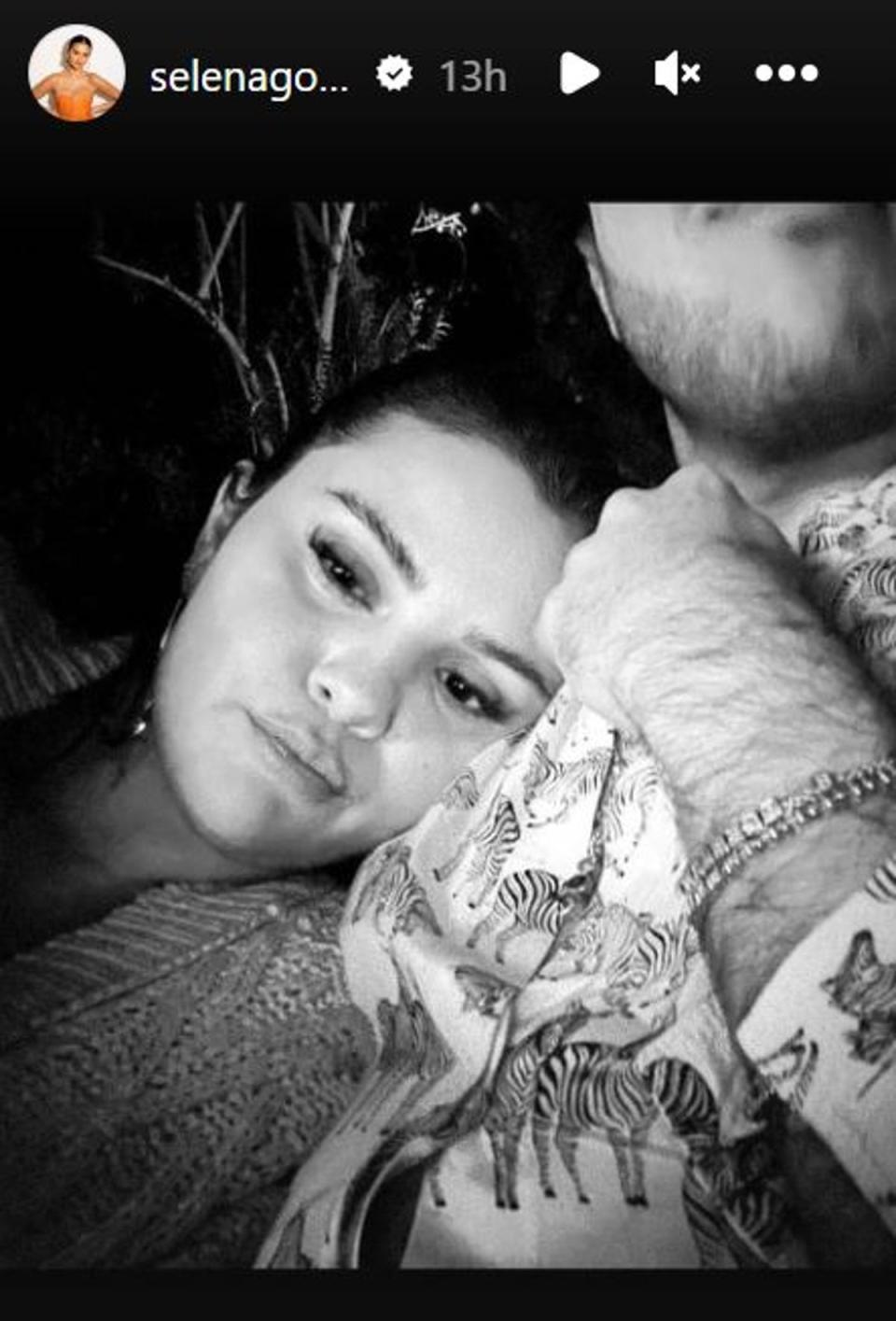 Selena Gomez and Benny Blanco are together in this photo (Instagram / Selena Gomez)