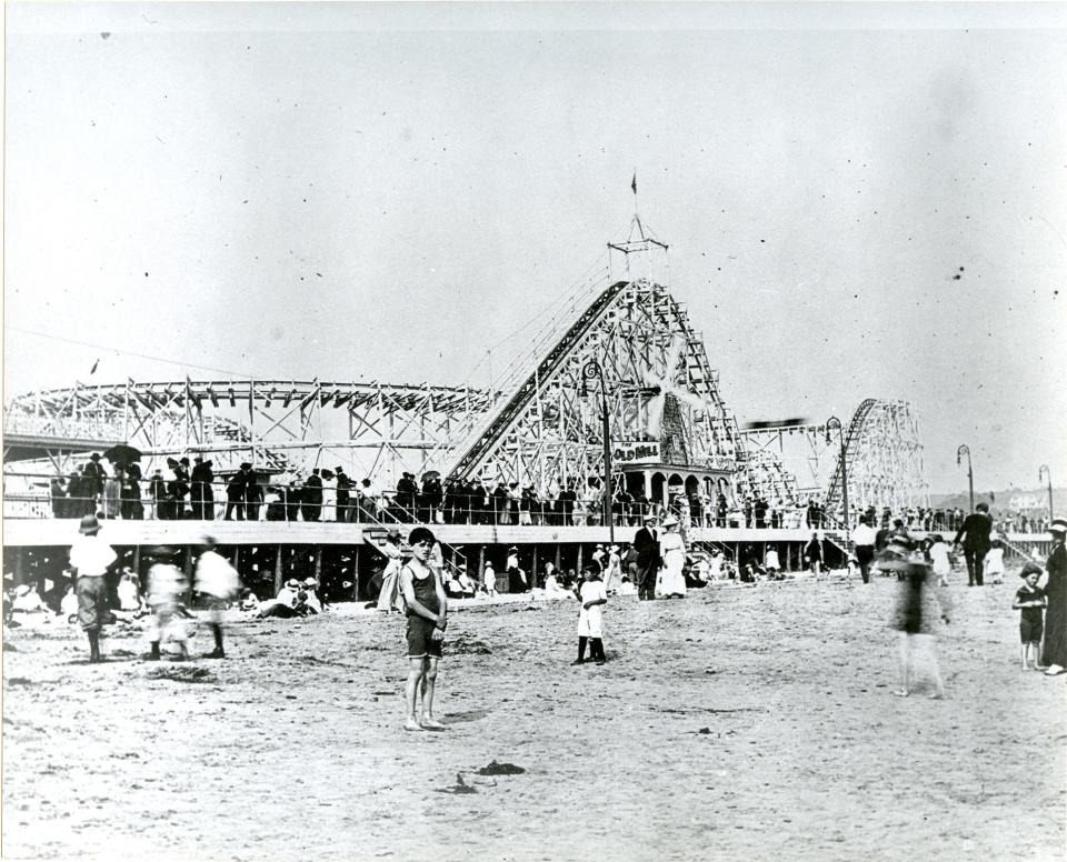 Charles Bradley Smith was captured underneath the elevated boardwalk near the roller coaster as he tried to escape Easton's Beach in Newport after shooting Willie Egan, July 4, 1913. The beach is shown in this photo circa1910.