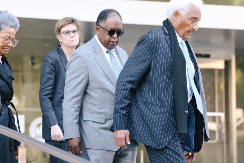 Los Angeles, CA - March 27: L.A. City Councilman Mark Ridley-Thomas leaves court for the day at the Federal Courthouse on Monday, March 27, 2023 in Los Angeles, CA. He is accused of steering lucrative county contracts to USC's social work school in exchange for a slate of benefits for his son. (Dania Maxwell / Los Angeles Times).