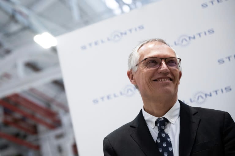 Le directeur général de Stellantis, Carlos Tavares, assiste à l'inauguration d'une usine à Turin, le 10 avril 2024 (MARCO BERTORELLO)