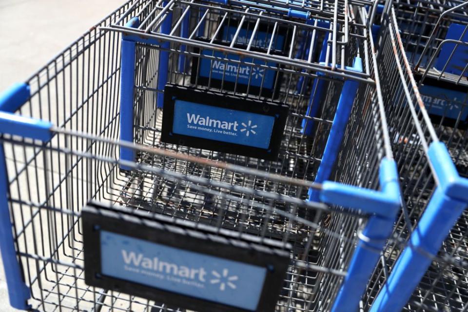 Here Are Walmart's New Year's Eve and Day Hours for 2023