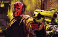 <p>Dieser Film lässt noch heute die Herzen von Comicnerds höher schlagen: Schließlich verlieh Guillermo del Toro “Hellboy” seinen ganz eigenen Stil.<br>(Foto: ddp) </p>