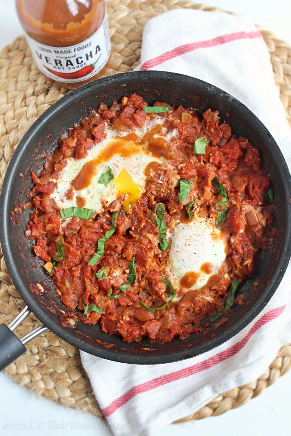 Simple and Spicy Shakshuka