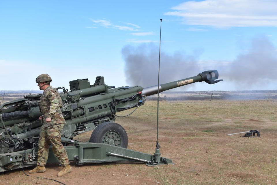 US Army soldiers fire the M777 howitzer at Fort Sill.