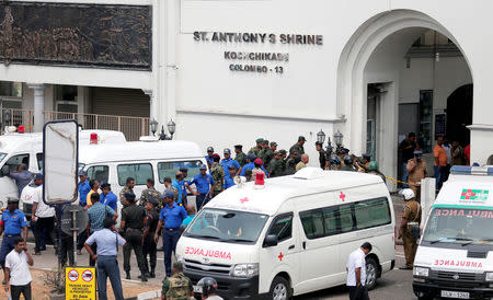 Sri Lankan military officials stand guard in front of the St. Anthony's Shrine, Kochchikade church after an explosion in Colombo, Sri Lanka April 21, 2019. REUTERS/Dinuka Liyanawatte