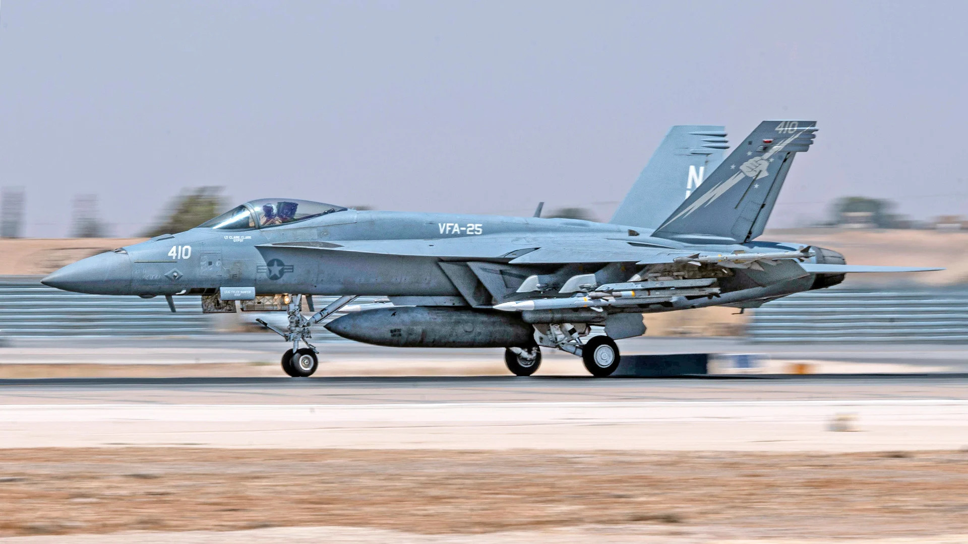 US Navy F/A-18E Super Hornets brandishing full loads of nine air-to-air missiles have touched down at a base in Jordan ahead of expected Iranian attacks against Israel.