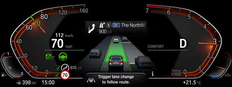 智慧駕駛輔助系統結合道路圖資功能，能判斷路徑調節車速。