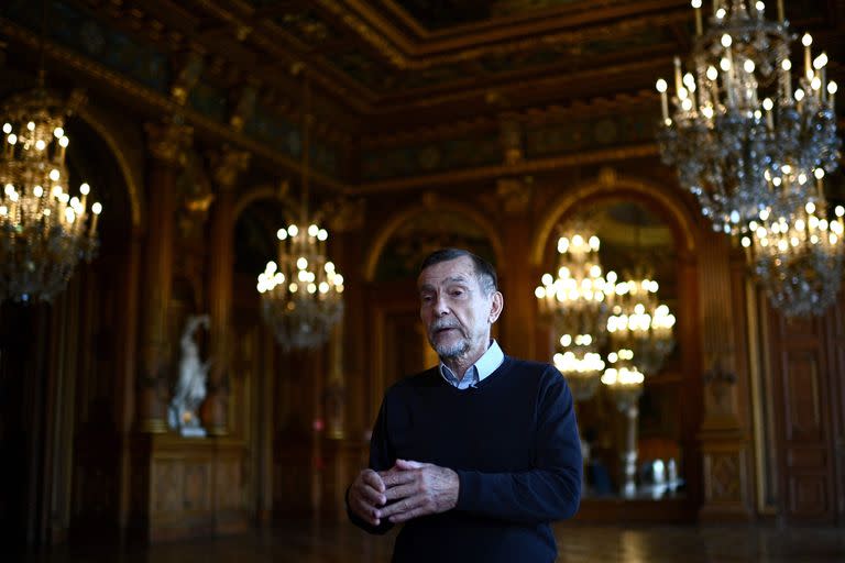Lev Ponomarev, cofundador de la ONG Memorial, en París. (Christophe ARCHAMBAULT / AFP)