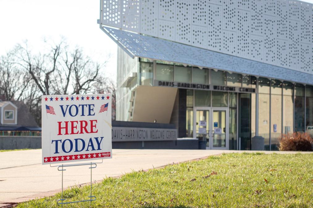 Voters cite critical race theory, book bans, teacher pay in Springfield school board votes