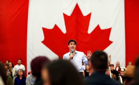 Canada's Prime Minister Justin Trudeau addresses the crowd during a town hall meeting at Vancouver Island University in Nanaimo, British Columbia, Canada, February 2, 2018. REUTERS/Kevin Light