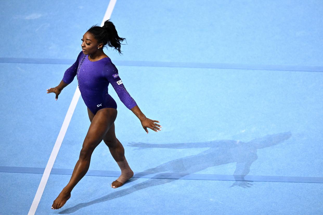 À l’image des épreuves que disputera la gymnaste star Simone Biles, de nombreux événements des Jeux olympiques de Paris 2024 vont être cocnernés par une nouvelle mise en vente de billets (photo d’illustration prise lors des Mondiaux d’Antwerp, en Belgique, en octobre 2023).