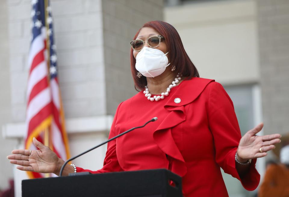 Recently re-elected Alachua County Supervisor of Elections Kim Barton makes comments during a swearing-in ceremony for some of Alachua County's other elected officials in Gainesville on Jan. 5, 2021.