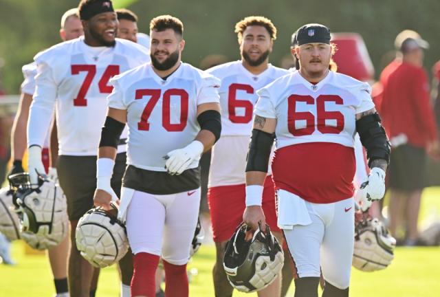 Bucs rookie Jake Camarda clangs punt off AT&T Stadium Jumbotron