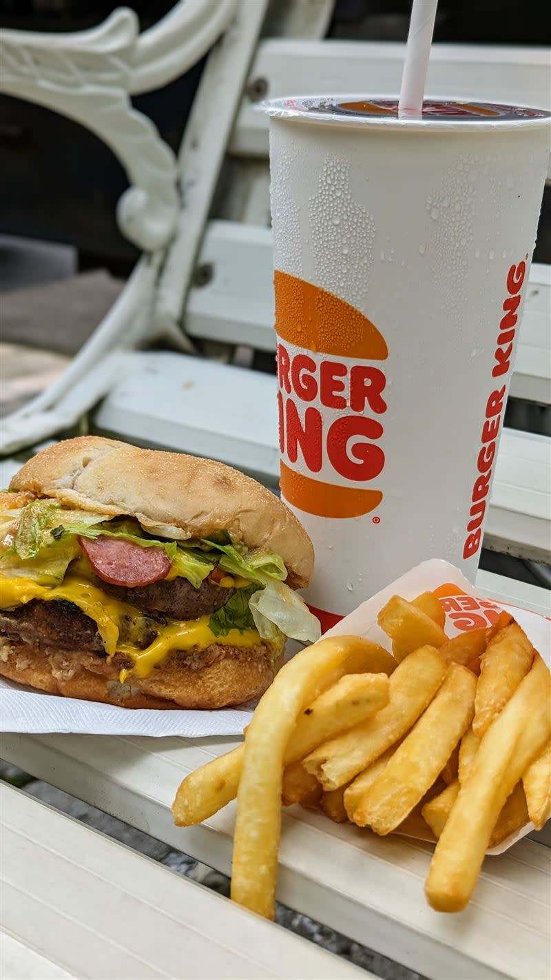 漢堡王推出「勞動節加肉日」的驚喜活動。（圖／品牌業者提供）