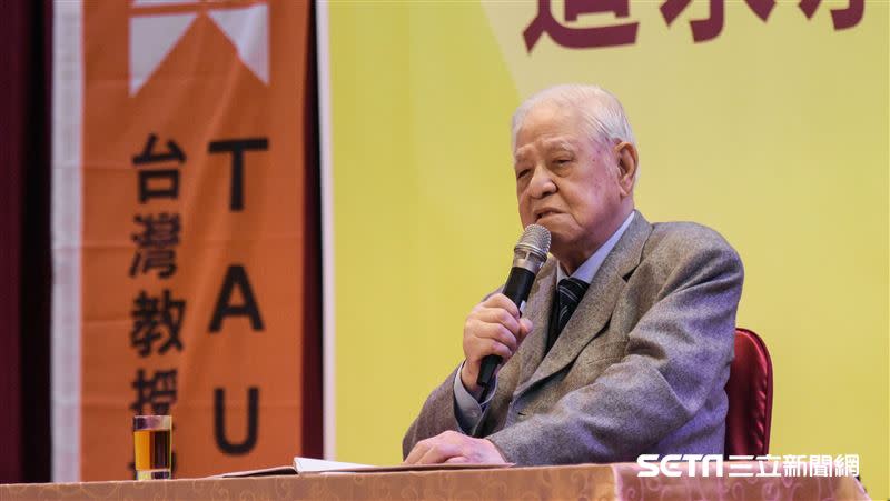 前總統李登輝沒能挺過「歹九」關卡，因敗血性休克及多重器官衰竭與世長辭。（資料照／記者林敬旻攝）