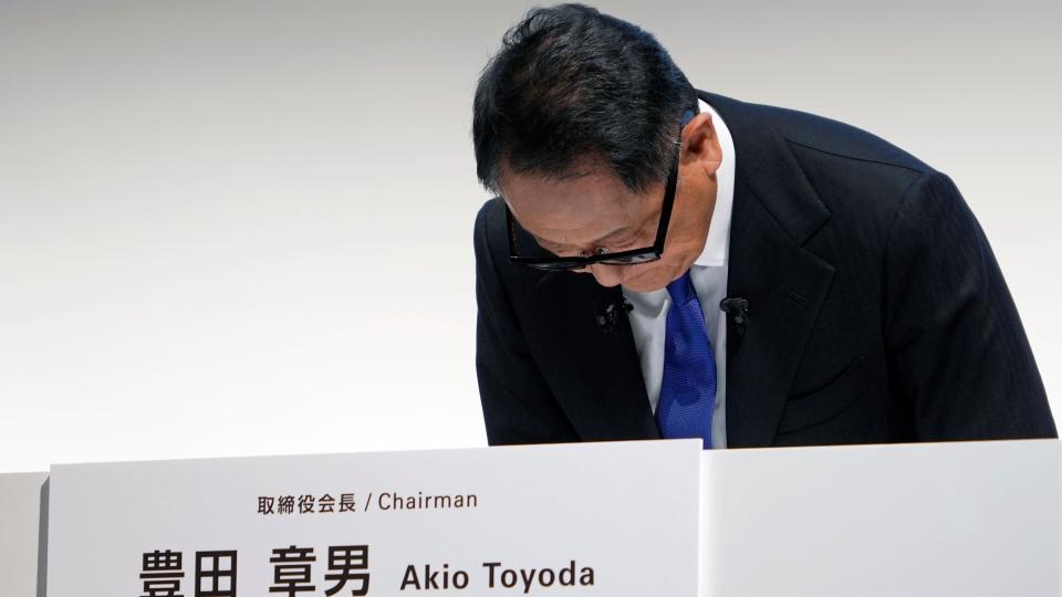 Toyota chairman Akio Toyoda bows at the start of a press conference in Tokyo, Japan on 3 June.