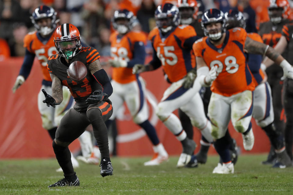 Cleveland Browns wide receiver Odell Beckham (13) makes a catch against the Denver Broncos during the second half of NFL football game, Sunday, Nov. 3, 2019, in Denver. (AP Photo/David Zalubowski)