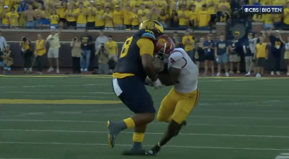 USC scores TD two plays after Michigan’s Kenneth Grant fumbles after picking up a Trojan fumble