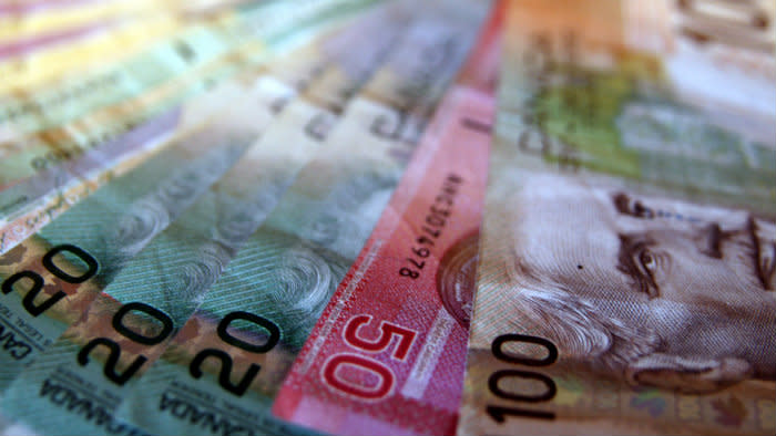 Canadian Cash, money 16-9