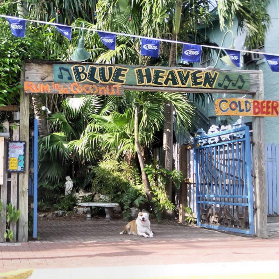 El restaurante Blue Heaven de Cayo Hueso está situado en el histórico Bahama Village.