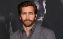 Mit Filmen wie "Brokeback Mountain", "Prisoners" und "The Sisters Brothers" erarbeitete sich Jake Gyllenhaal in den letzten Jahren einen Ruf als Charakterdarsteller. Berühmt wurde der Patensohn von Jamie Lee Curtis 2001 durch seine Hauptrolle im verqueren DVD-Hit "Donnie Darko". Der Name Gyllenhaal stand da gleich zweimal im Abspann ... (Bild: Jon Kopaloff/Getty Images)