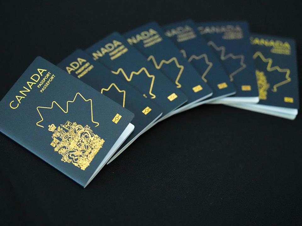 canada-passport-gs0518