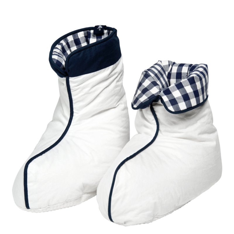 <p><a href="https://www.hastens.com/us/accessories/personal-accessories/down-boots-white-downbootswhite.html?dwvar_downbootswhite_color=white&_gl=1%2A1v3sxke%2A_up%2AMQ..&gclid=Cj0KCQiA35urBhDCARIsAOU7Qwk1JTDenP2Eqx3V_1f9B_NRjzdHoa95jEBeVMypdpl-2JP7u3mrYbMaAsFpEALw_wcB" rel="nofollow noopener" target="_blank" data-ylk="slk:Shop Now;elm:context_link;itc:0;sec:content-canvas" class="link ">Shop Now</a></p><p> Down Boots</p><p>hastens.com</p><p>$220.00</p>