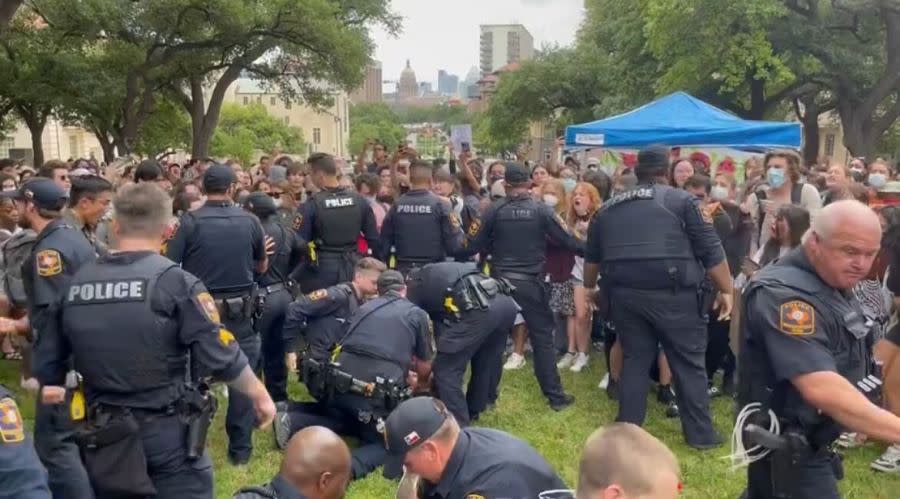 as Austin students gather to Police attempt to push the crowd gathered at a protest in support of Gaza. April 24, 2024 (KXAN Photo/Ryan Chandler)