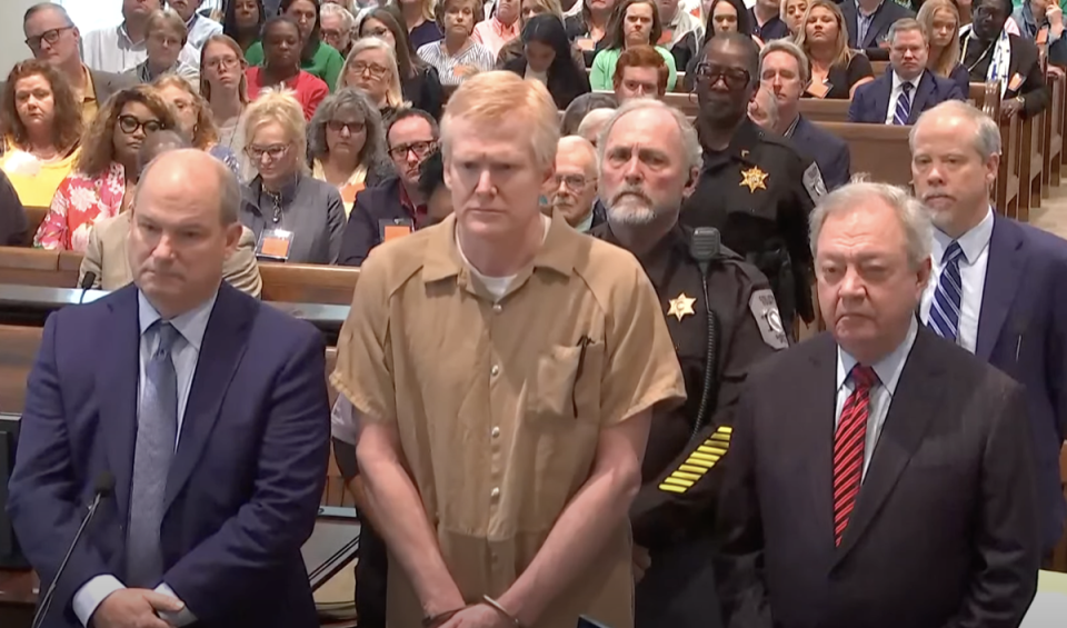 Alex Murdaugh listens to the judge during his sentencing (Colleton County Court)