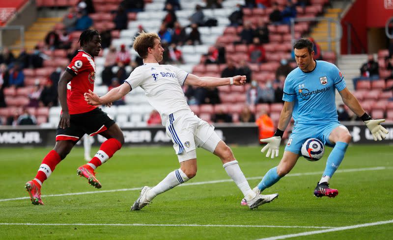 Premier League - Southampton v Leeds United