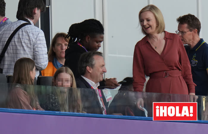 Liz Truss, marido e hijas